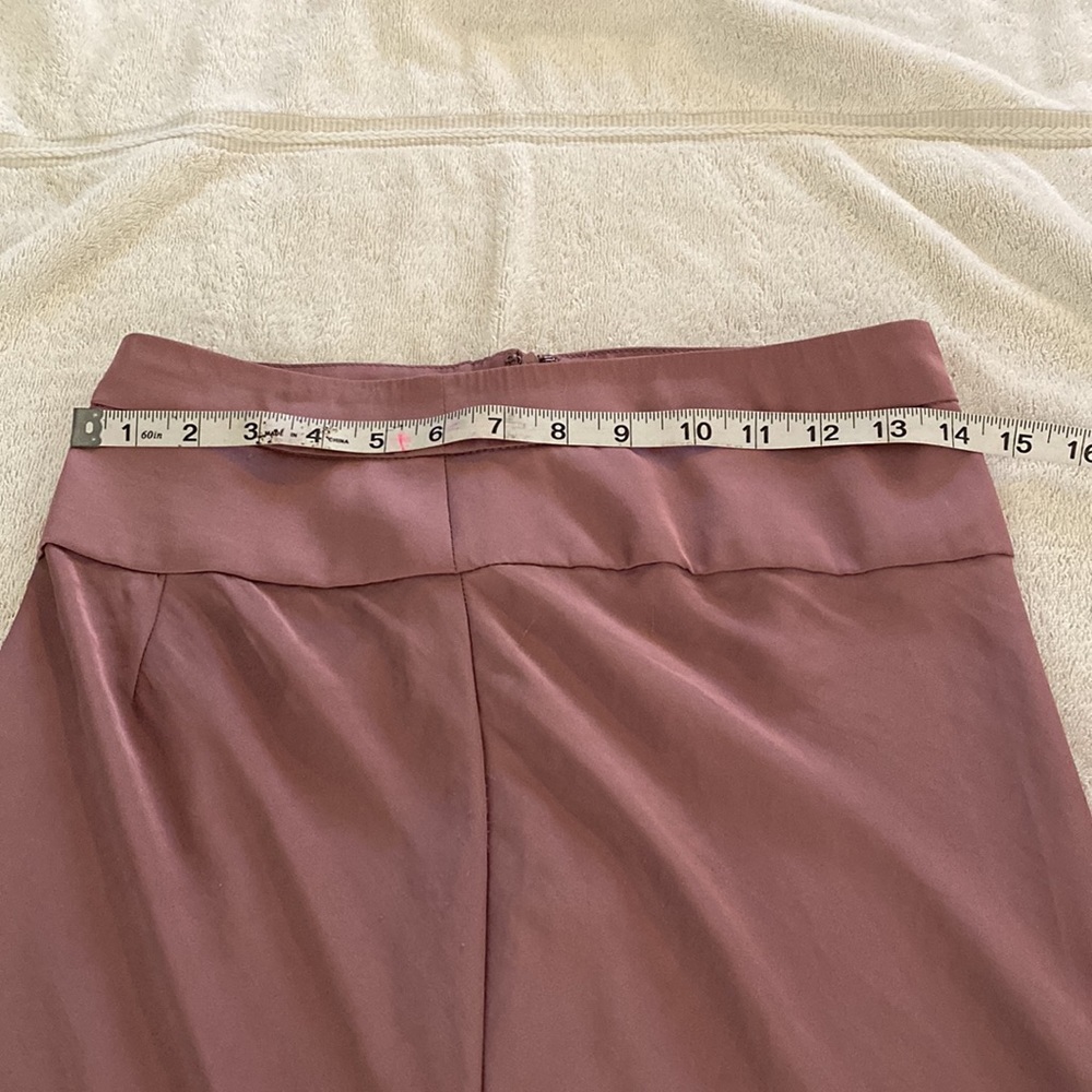 Free People beautiful mauve color midi skirt w/ from Bloomingdale’s. - Picture 8 of 11